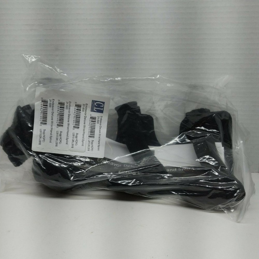 Comfortland Medical Endeavor Deluxe Wrist/Hand Splint 31-500 New with Hand Grip